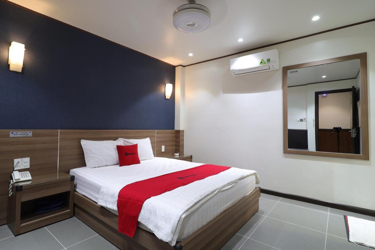 Hotel Reddoorz Plus & Cloud 9 Quang Trung 2*